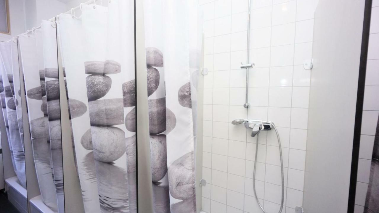 Low Budget Hostel Мюнхен Экстерьер фото